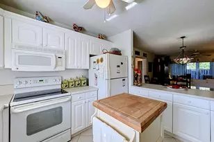 1310 NE 14th Ct, Jensen Beach, FL 34957 - Photo 17