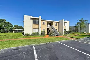 1310 NE 14th Ct, Jensen Beach, FL 34957 - Photo 7