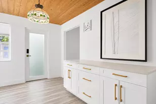 27 NE 18th St, Homestead, FL 33030 - Photo 17