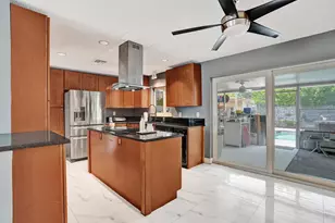 307 SE 14th Pl, Deerfield Beach, FL 33441 - Photo 11
