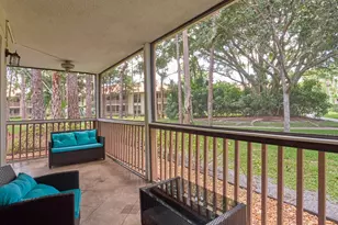 563 Brackenwood Pl, Palm Beach Gardens, FL 33418 - Photo 7