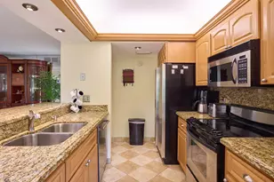 563 Brackenwood Pl, Palm Beach Gardens, FL 33418 - Photo 13
