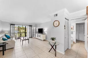 1108 Green Pine Blvd, West Palm Beach, FL 33409 - Photo 5