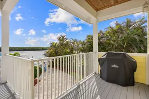 5675 SE Orange St, Stuart, FL 34997 - Photo 17
