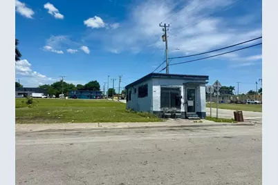 300 SW 5th Street, Belle Glade, FL  - Photo 5