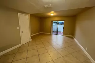 2589 NE 15th St, Pompano Beach, FL 33062 - Photo 13