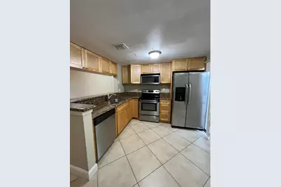 2589 NE 15th Street, Pompano Beach, FL 33062 - Photo 11