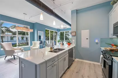 313 NE 2nd Street #204, Fort Lauderdale, FL 33301 - Photo 3