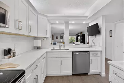 10187 Mangrove Drive #201, Boynton Beach, FL 33437 - Photo 11