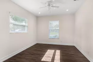 1041 SW 4th St, Boca Raton, FL 33486 - Photo 15