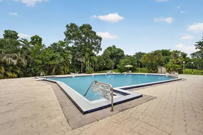 7300 NW 17th Street #207, Plantation, FL 33313 - Photo 17