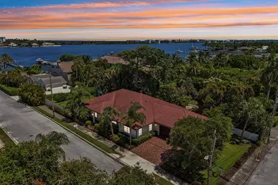 15 Wellesley Drive, Lake Worth Beach, FL 33460 - Photo 1