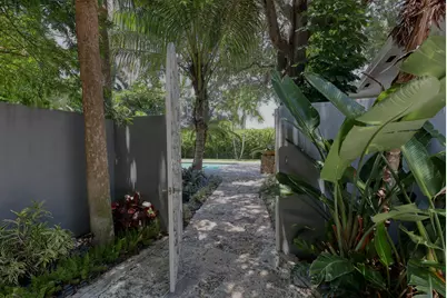 1635 Seabreeze Boulevard, Fort Lauderdale, FL 33316 - Photo 3