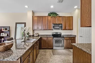 5009 Dulce Court, Palm Beach Gardens, FL 33418 - Photo 11
