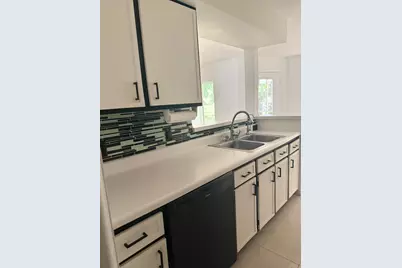 815 West Boynton Beach Boulevard #15-103, Boynton Beach, FL 33426 - Photo 9