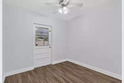 540 NE 61st Court, Oakland Park, FL 33334 - Photo 31
