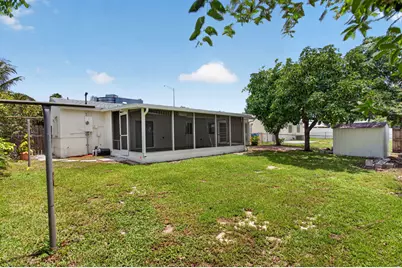 540 NE 61st Court, Oakland Park, FL 33334 - Photo 5