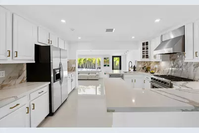 5210 NE 17th Terrace, Fort Lauderdale, FL 33334 - Photo 9