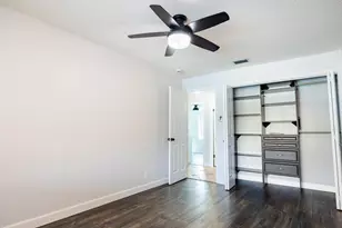 10670 NW 42nd Dr, Coral Springs, FL 33065 - Photo 27