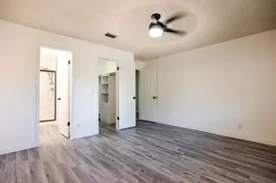 10670 NW 42nd Dr, Coral Springs, FL 33065 - Photo 17