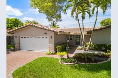 10670 NW 42nd Drive, Coral Springs, FL 33065 - Photo 3