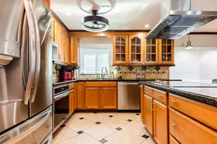 10670 NW 42nd Dr, Coral Springs, FL 33065 - Photo 45