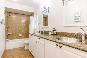 10670 NW 42nd Dr, Coral Springs, FL 33065 - Photo 29