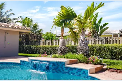 10670 NW 42nd Drive, Coral Springs, FL 33065 - Photo 15