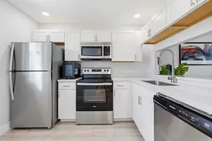7245 Golf Colony Ct, Lake Worth, FL 33467 - Photo 3