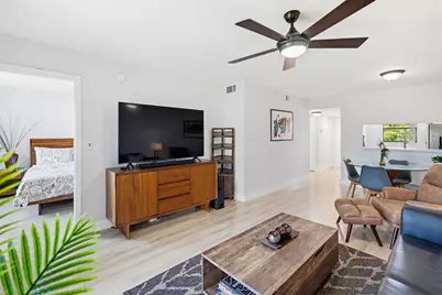 7245 Golf Colony Court #204, Lake Worth, FL 33467 - Photo 9