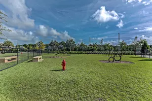 7089 Edison Pl, Palm Beach Gardens, FL 33418 - Photo 41