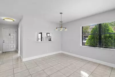 5162 Tennis Lane, Delray Beach, FL 33484 - Photo 5