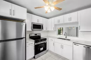 5162 Tennis Ln, Delray Beach, FL 33484 - Photo 3