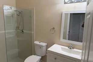 940 Doveplum Ct, Hollywood, FL 33019 - Photo 5