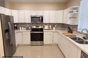 940 Doveplum Ct, Hollywood, FL 33019 - Photo 3