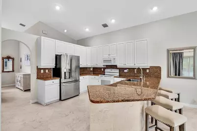 12316 Lakeridge Falls Drive, Boynton Beach, FL 33437 - Photo 13
