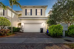 1750 NE 12th St, Fort Lauderdale, FL 33304 - Photo 1