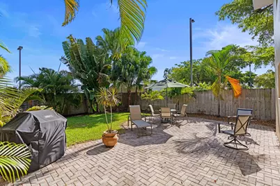 309 NE 16th Street #4, Fort Lauderdale, FL 33304 - Photo 13