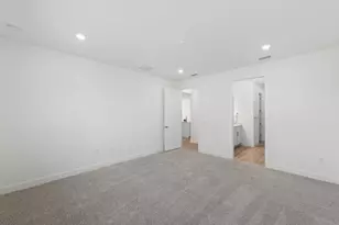 12584 Quartz Dr, Alva, FL 33920 - Photo 5