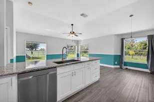 2801 SW Kasson Ct, Port Saint Lucie, FL 34953 - Photo 9