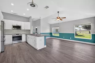 2801 SW Kasson Ct, Port Saint Lucie, FL 34953 - Photo 7