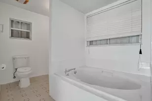 1212 SE Petunia Ave, Port Saint Lucie, FL 34952 - Photo 19
