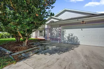 1212 SE Petunia Avenue, Port Saint Lucie, FL 34952 - Photo 3