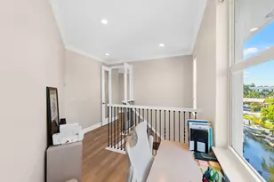 208 SE 10th Ter, Fort Lauderdale, FL 33301 - Photo 11