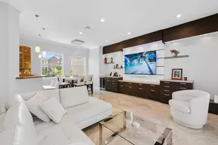 208 SE 10th Ter, Fort Lauderdale, FL 33301 - Photo 5