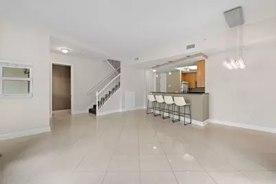 2617 NE 14th Avenue #109, Wilton Manors, FL 33334 - Photo 7