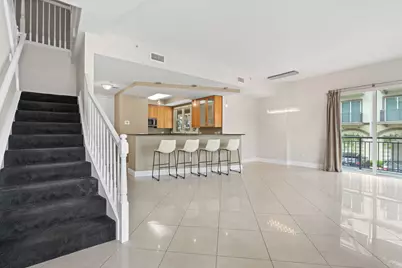2617 NE 14th Avenue #109, Wilton Manors, FL 33334 - Photo 5