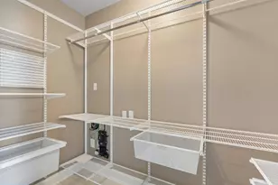 2617 NE 14th Ave, Wilton Manors, FL 33334 - Photo 23