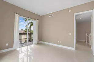 2617 NE 14th Ave, Wilton Manors, FL 33334 - Photo 21