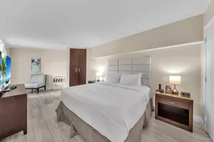 2670 E Sunrise Blvd, Fort Lauderdale, FL 33304 - Photo 11